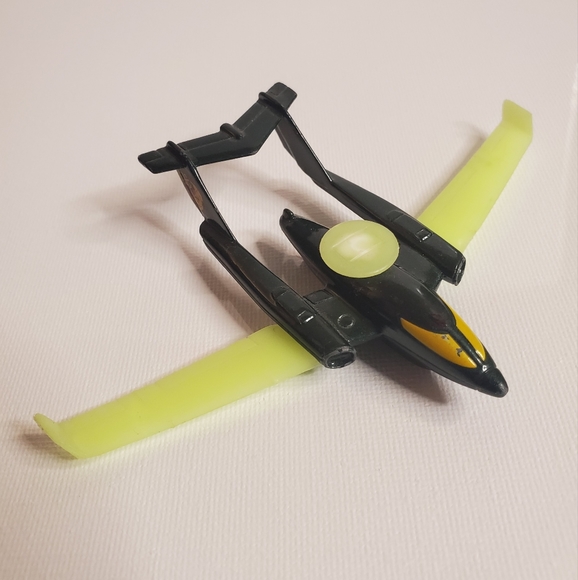 Vintage 2000- Mattel Radar Plane (Glow in the Dark) - Picture 2 of 9